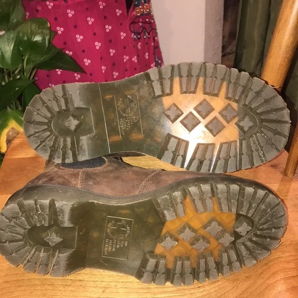 Dr. Martens Brown Leather Chelsea Boots - Picture 7 of 11